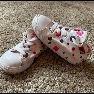Polka dot converse